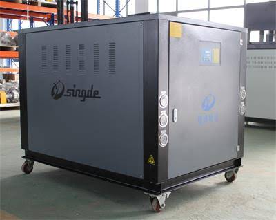 水冷工業(yè)冷水機(jī)進(jìn)入空氣的危害,怎樣排除空氣？