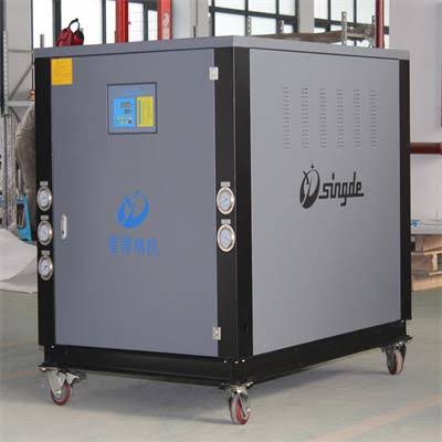 低溫工業(yè)冷水機(jī)壓縮機(jī)的選擇，應(yīng)考慮哪些要求？